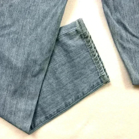 Paige Callie Crop Broke Distress Light Wash Boyfriend Midrise Ankle Jean Size 28 - Picture 9 of 15